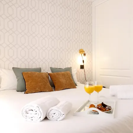 Apartamentos Madrid Rio-3