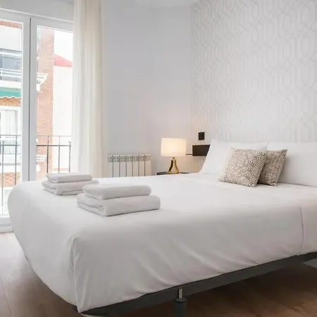 Apartamentos Madrid Rio-2